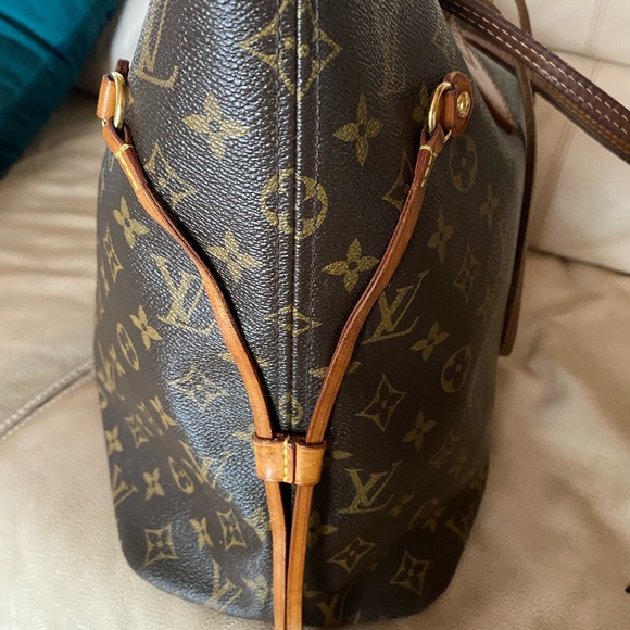 Louis Vuitton Neverfull Mm 🌸 - Picture 3 of 16